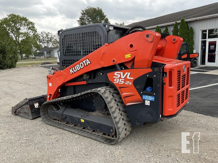2020-kubota-svl95-2s-image-3