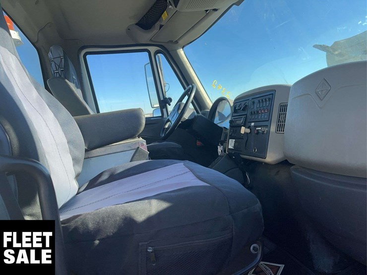 2009-international-workstar-7400-image-14