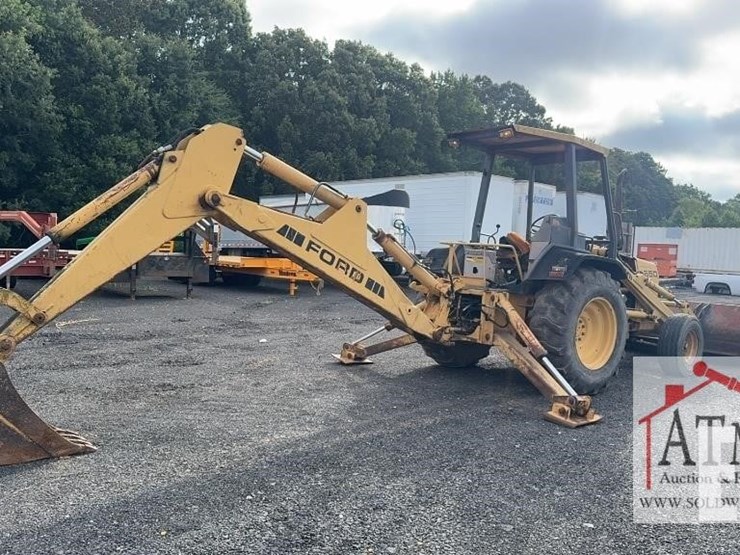 1996-ford-555d-image-3