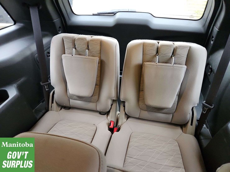 2013-ford-explorer-image-15