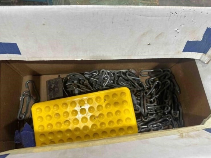 large-assortment--hardware,-screws,-drill-bits-image-5