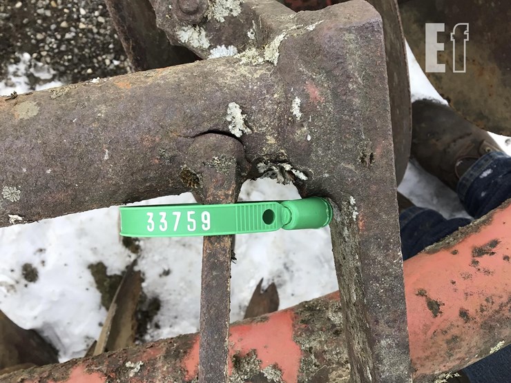 massey-ferguson-22-image-10