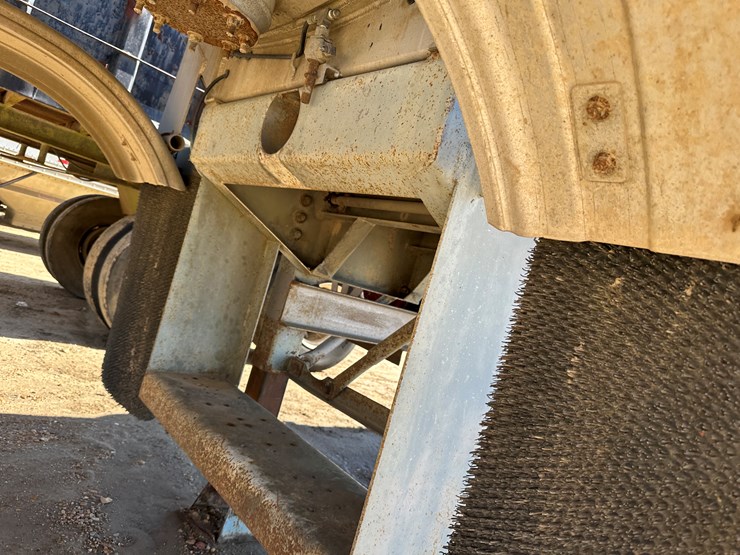 1986-fruehauf-tanker-image-73