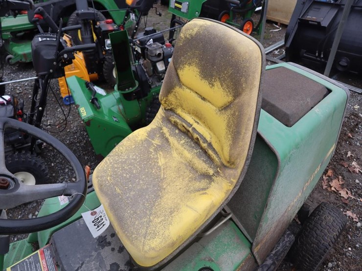 john-deere-f725-image-17