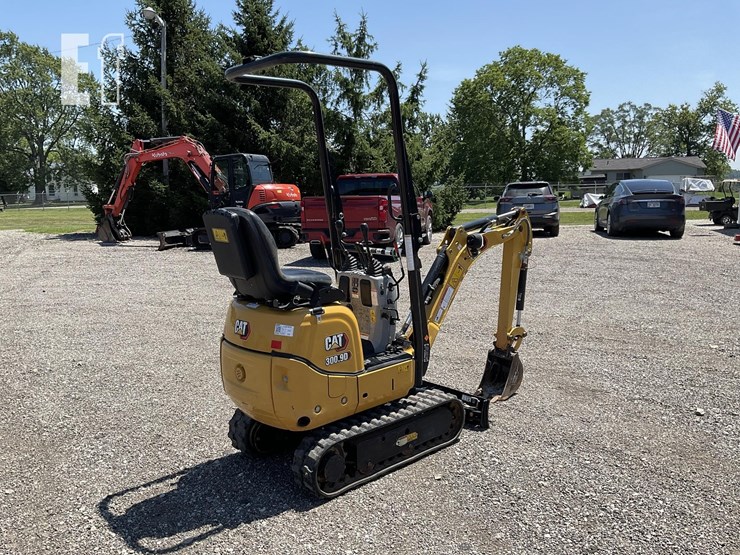 2022-caterpillar-300.9d-image-5