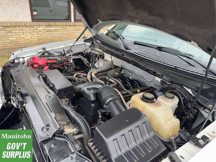 2013-ford-f150-xlt-image-31