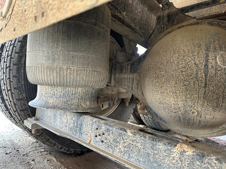 #33708-•-2014-mack-cxu-t/a-daycab-truck-tractor-1m1aw02y3em038036-image-16