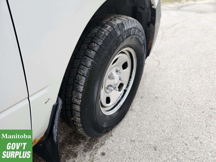 2014-dodge-1500-image-17