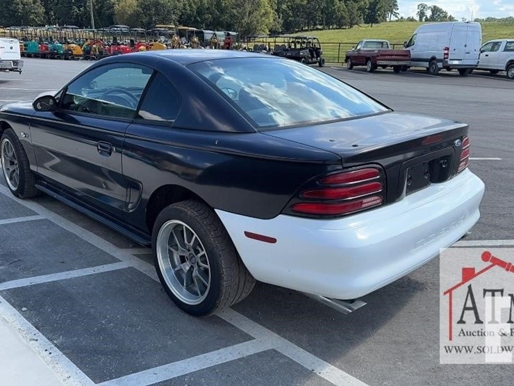 1994-ford-mustang-gt-image-5
