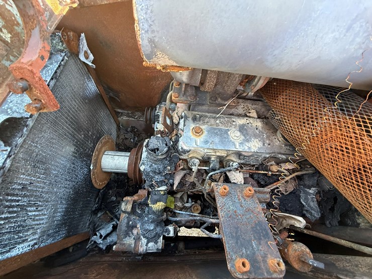 caterpillar-420d-image-103