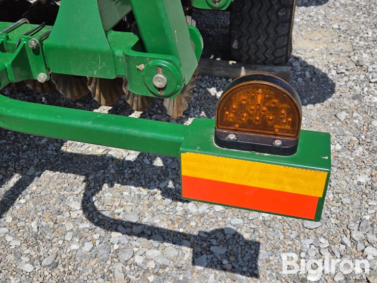 great-plains-3000tm-image-19