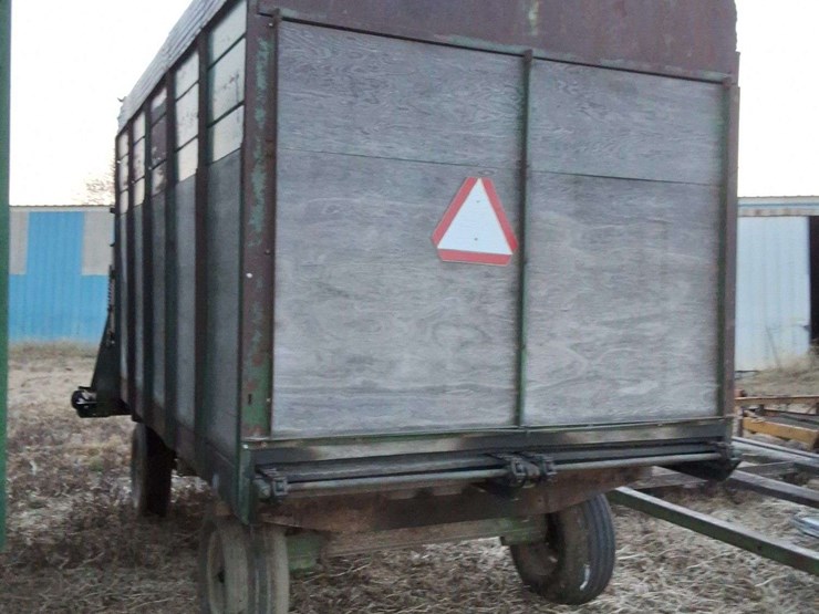 badger-14ft-silage-wagon,-single-axle-image-5