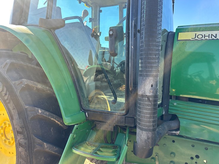 2010-john-deere-7130-image-32
