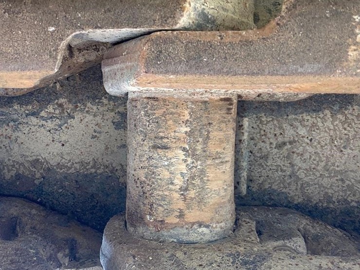 2021-caterpillar-d5-image-27