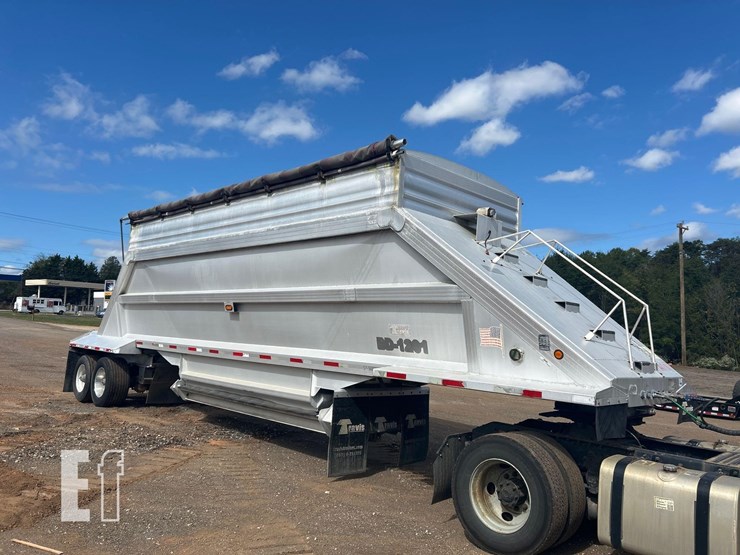 2013-travis-39-ft-image-2