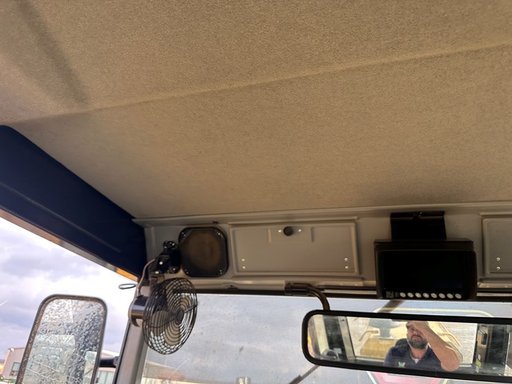 2022-caterpillar-140gc-image-84