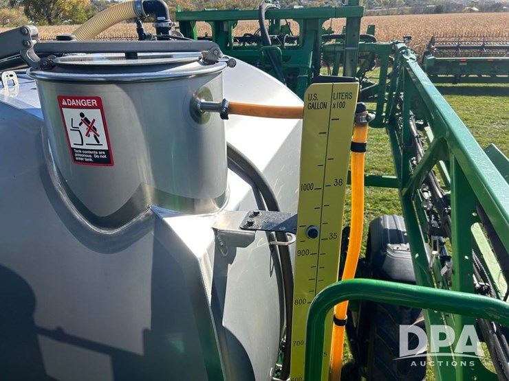 2022-john-deere-410r-image-53