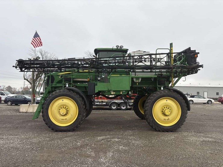 john-deere-4830-image-2