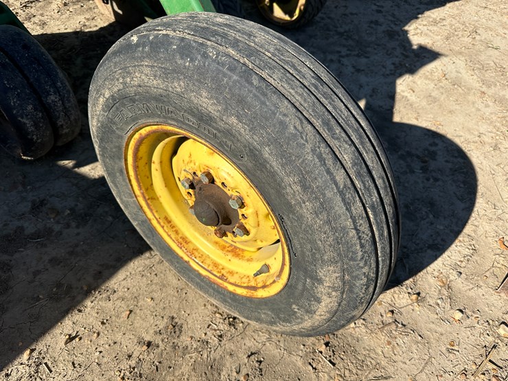 john-deere-16-image-9