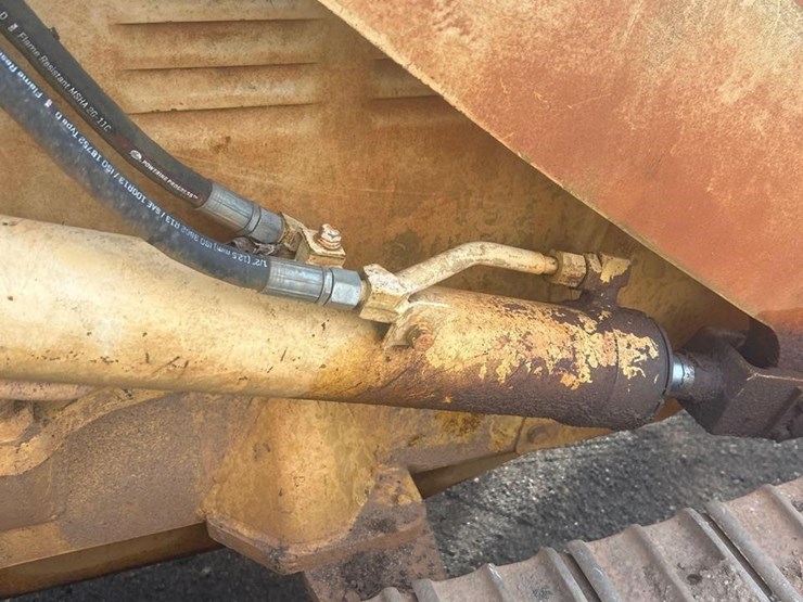 komatsu-d31s-16-image-47