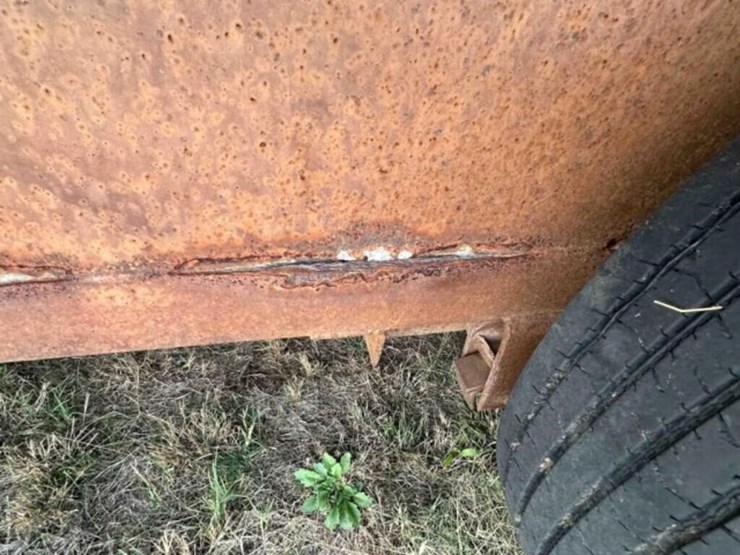 1984-24’-shelby-gooseneck-livestock-trailer-image-18