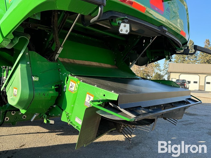 2022-john-deere-x9-1000-image-15