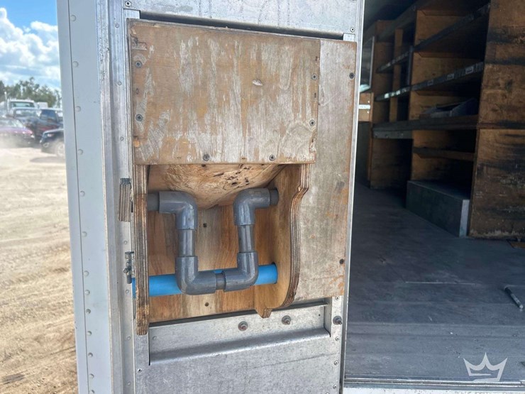 2017-freightliner-mt55-image-6