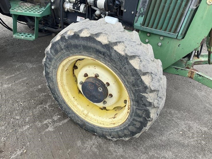 john-deere-5500-image-17