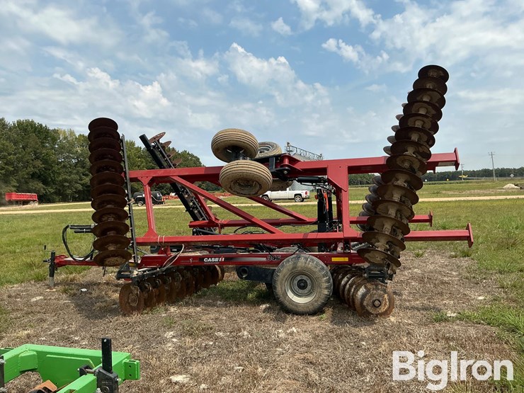 2018-case-ih-345-image-8