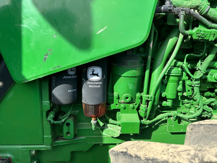 2010-john-deere-8360r-image-51