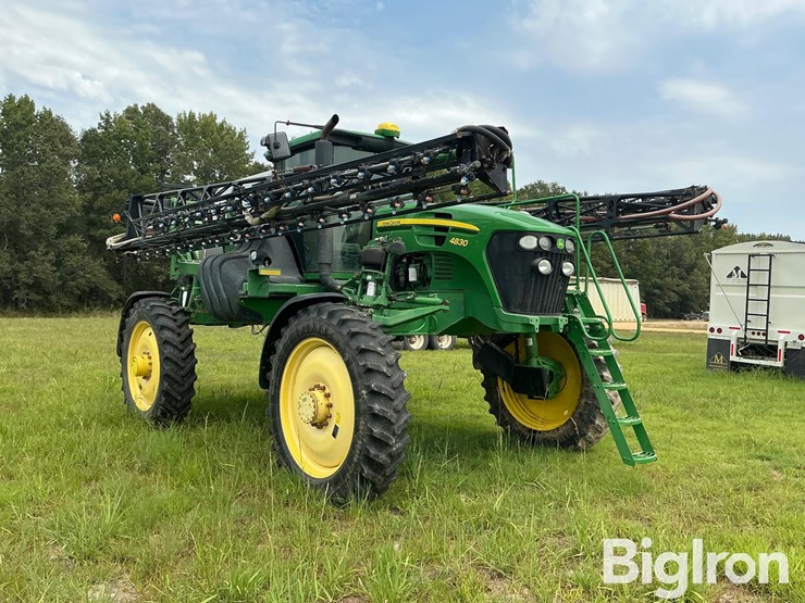 2012-john-deere-4830-image-3