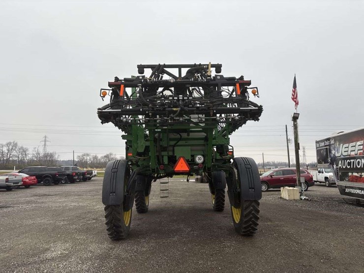 john-deere-4830-image-4