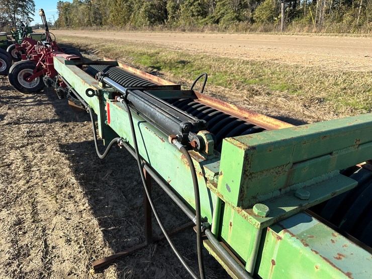 #33738-•-~22'-hooded-sprayer-image-17