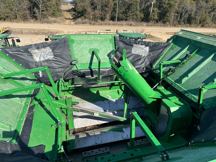 john-deere-s690-image-100