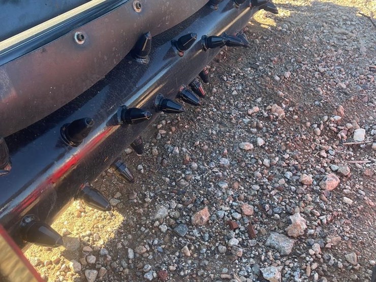 future-71in-hydraulic-skid-steer-power-rake-attach-image-6