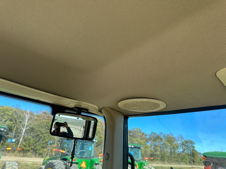 2010-john-deere-7130-image-58