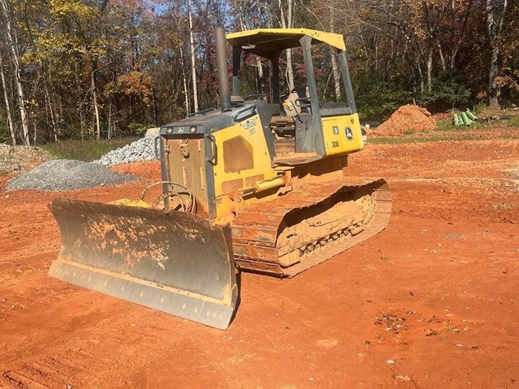 2010-deere-450j-lgp-image-1