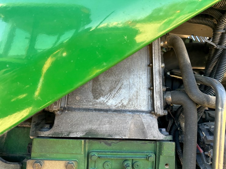 2010-john-deere-7130-image-48
