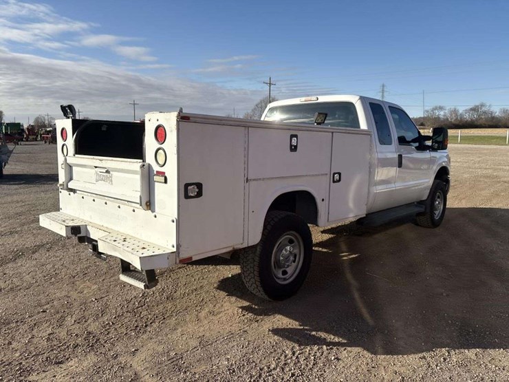 2015-ford-f350-image-5