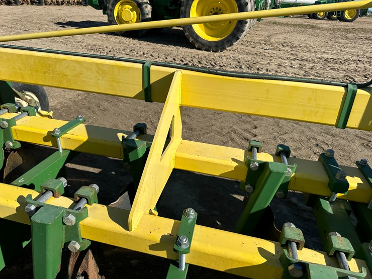 #33730-•-roll-a-cone-16-row-30"-hipper-image-59