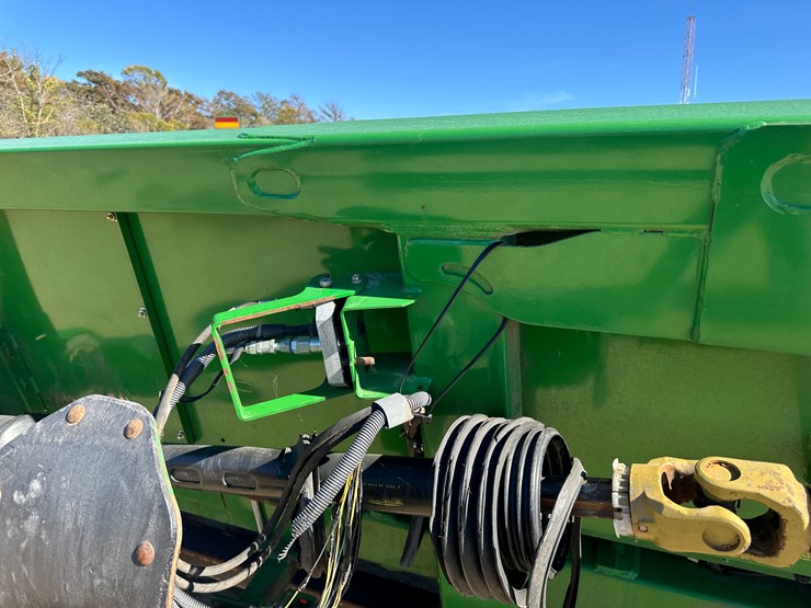 2012-john-deere-616c-image-21