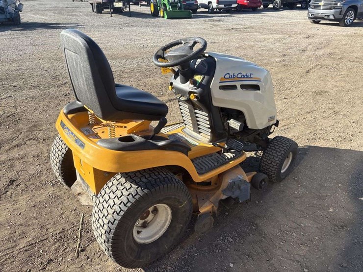 cub-cadet-1042-lawn-mower-image-4