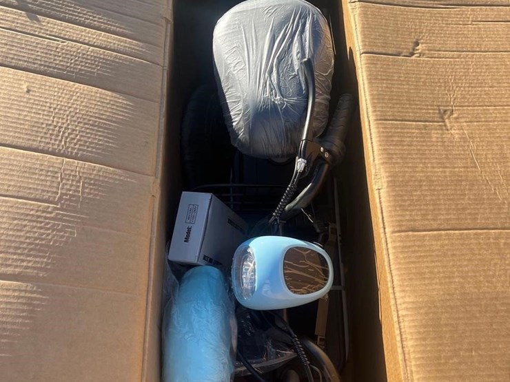 future-electric-tricycle-image-2