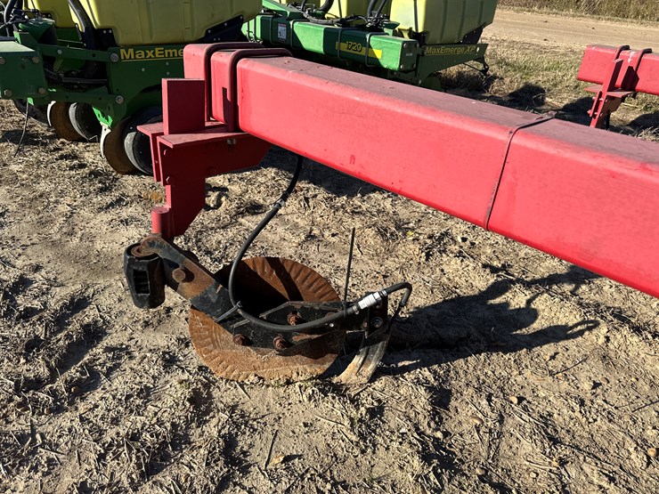 #33739-•-~20'-row-crop-cultivator-image-37