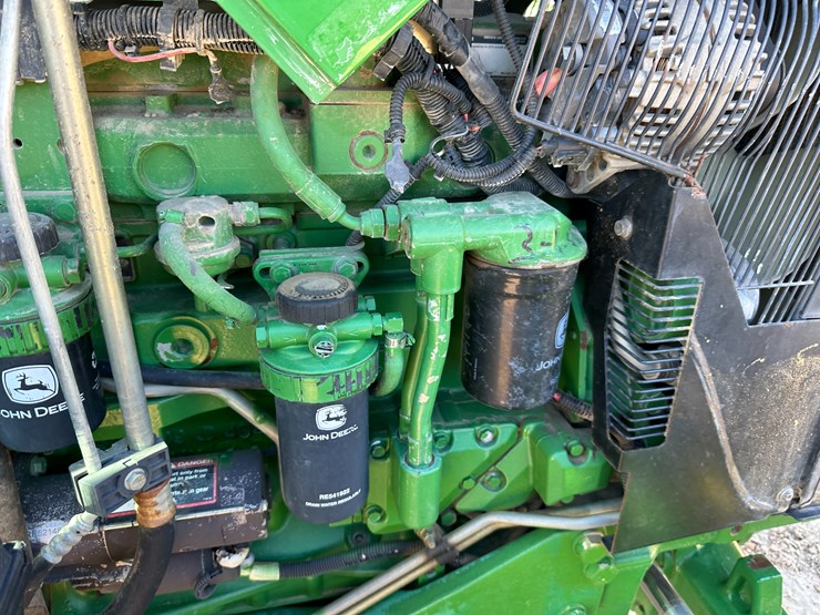 2011-john-deere-5095m-image-52