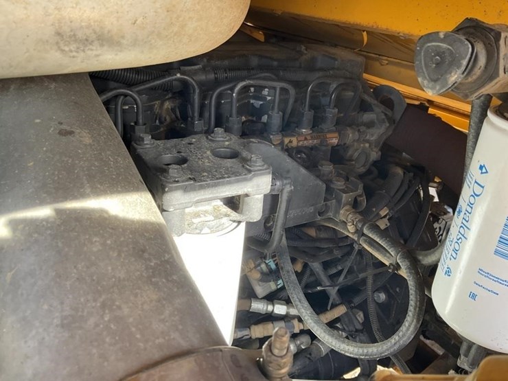 omc-3wmb-s.p.-monoboom-orchard-shaker-image-9