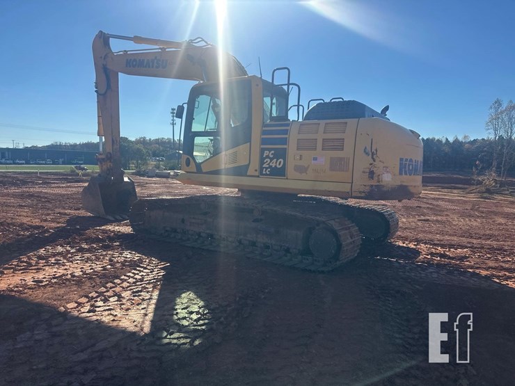 2014-komatsu-pc240-lc-10-image-6