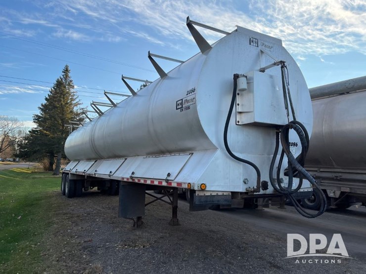 2005-cei-pacer-feed-trailer-(jn3420,-unit-2086)-image-3