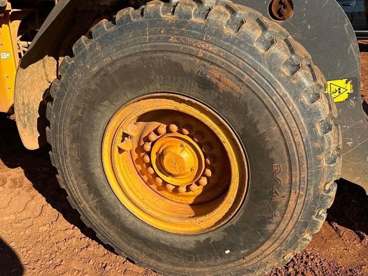 2018-volvo-l70h-image-14