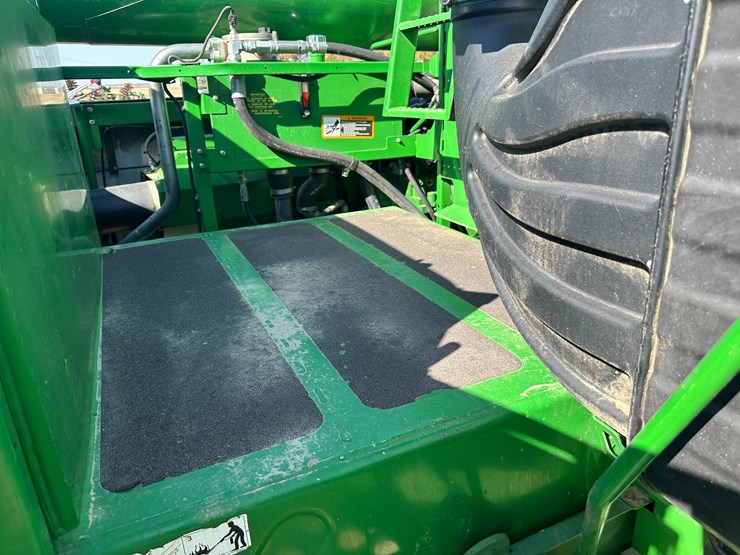 john-deere-s690-image-96